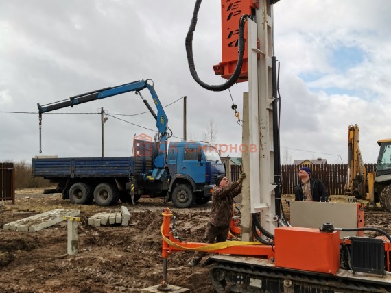 Фундамент из Железобетонных свай в Великом Новгороде  по льготной цене
