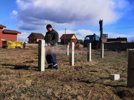 Фундамент из ЖБ свай